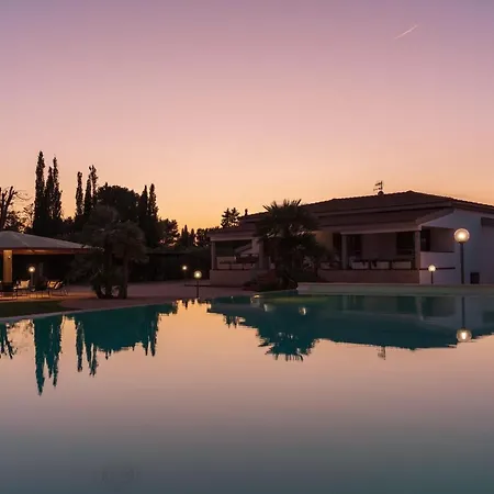 Blanc Villa *